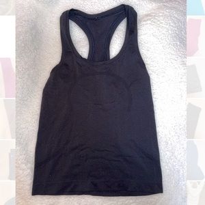 Lululemon black swiftly race length tank size 2